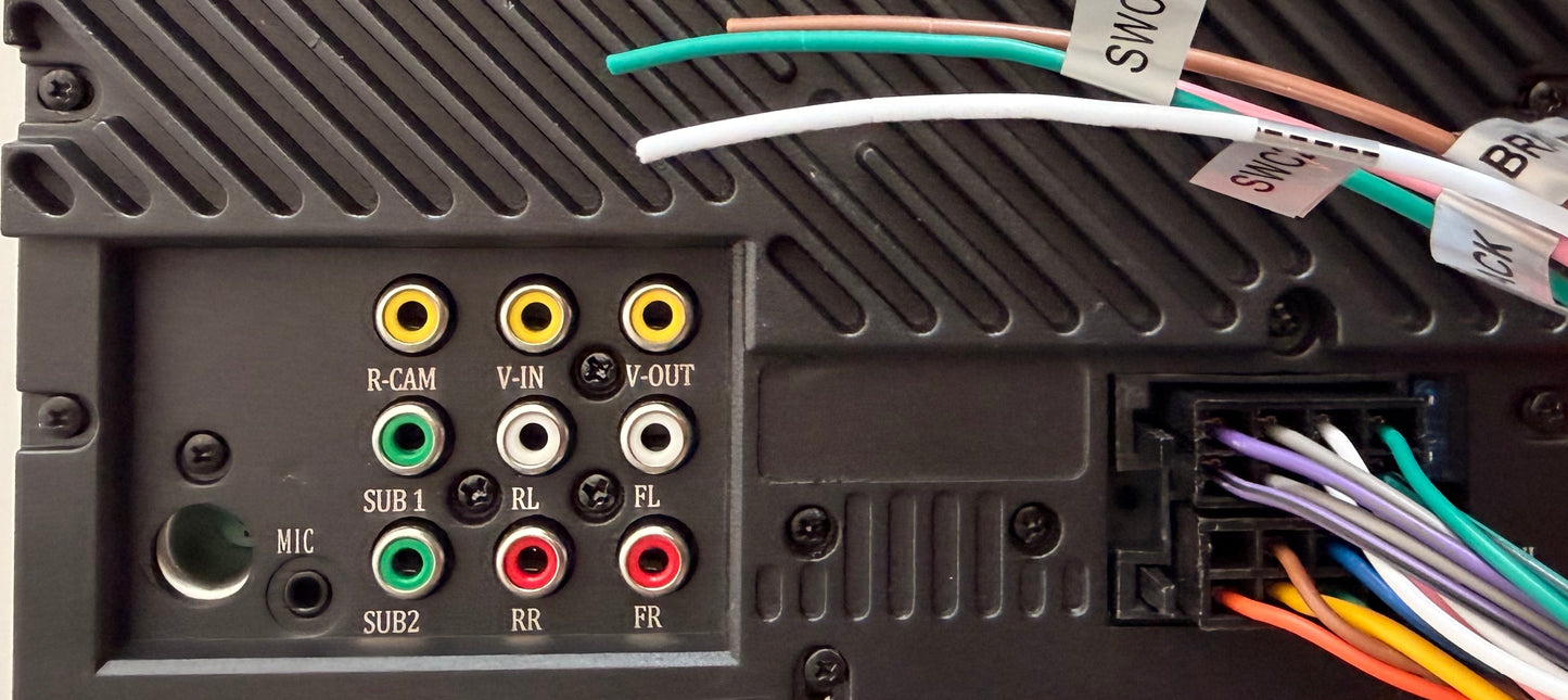 Driving Entertainment Wireless Carplay and Android Auto